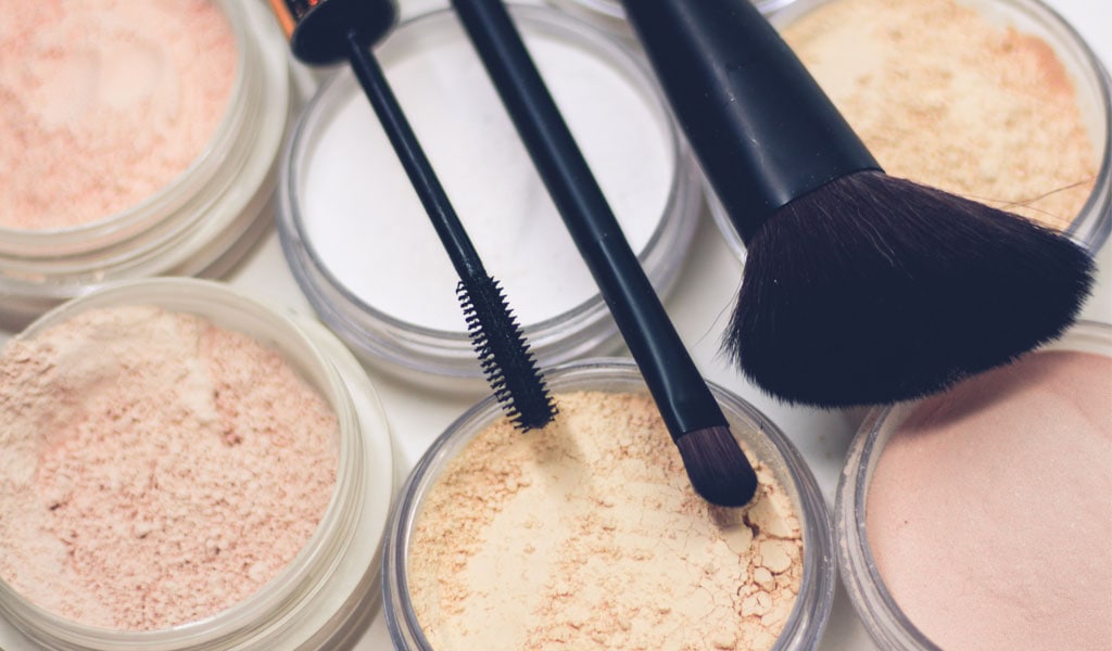 Daily Make Tips makeup kit